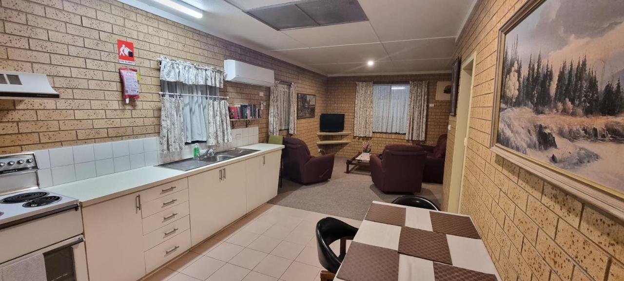 Lone Pine Motel Corowa Ngoại thất bức ảnh